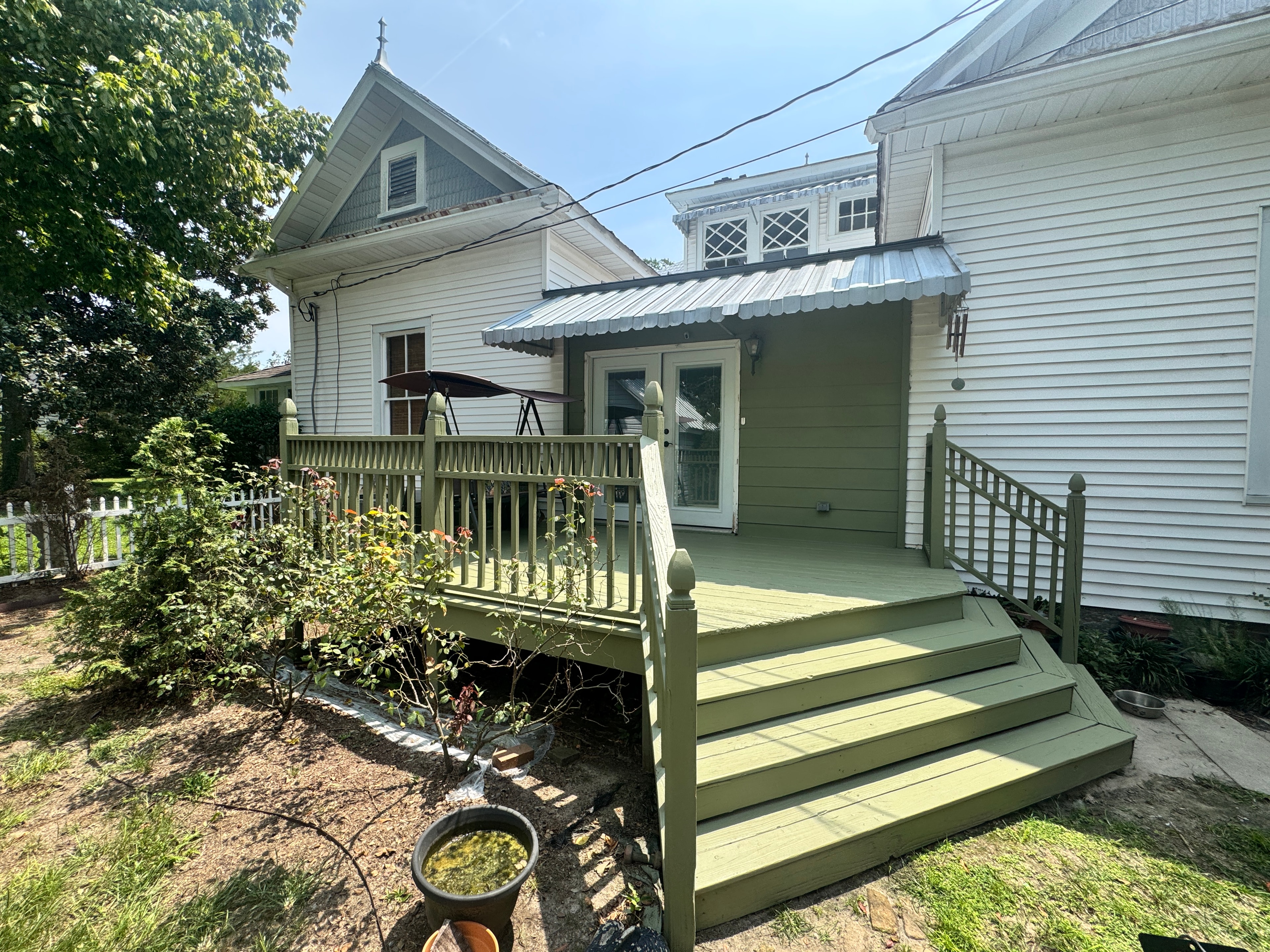 Deck & Exterior Repaint